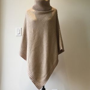 Calvin klein Poncho | wraps |shawls